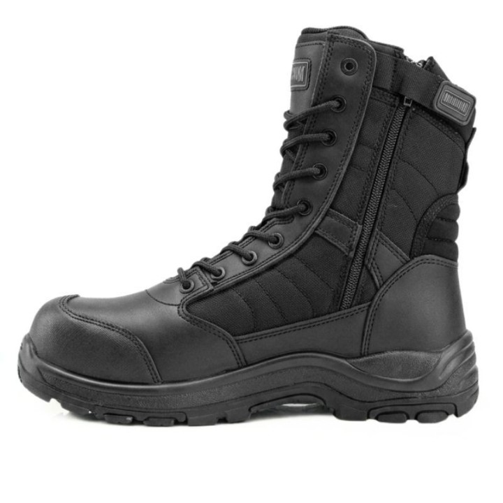 Zijrits van de zwarte Magnum Centurion Plus 8.0 SZ S3S – binnenaanzicht