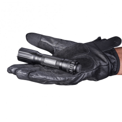 la TA30 V2.0 de Nextorch est conçue pour les pros. Rechargeable via USB-C
