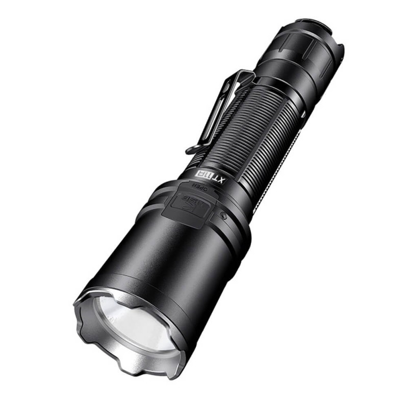 Vue frontale de la lampe Klarus XT11R - Design compact et puissant