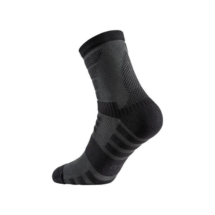 Chaussette A10 IMPACT 7 pouces Summer gris béton – Profil opposé avec talon et pointe